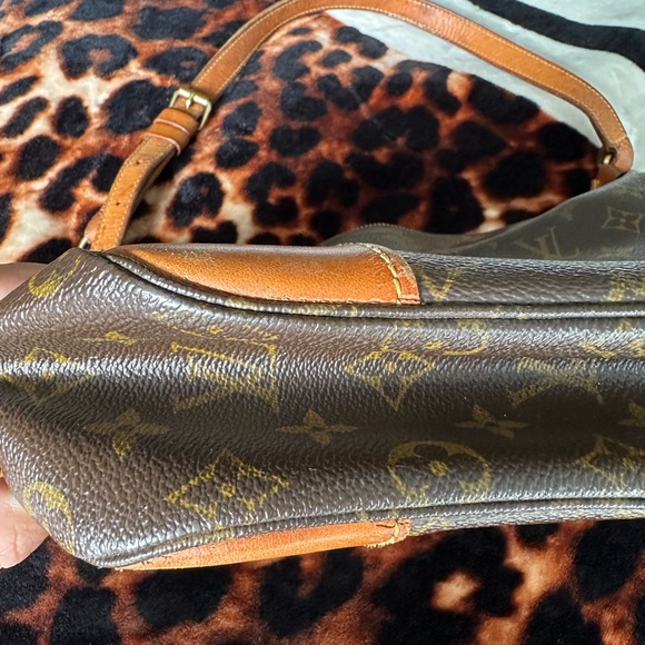 Louis Vuitton Monogram Boulogne Vintage - Picture 3 of 16